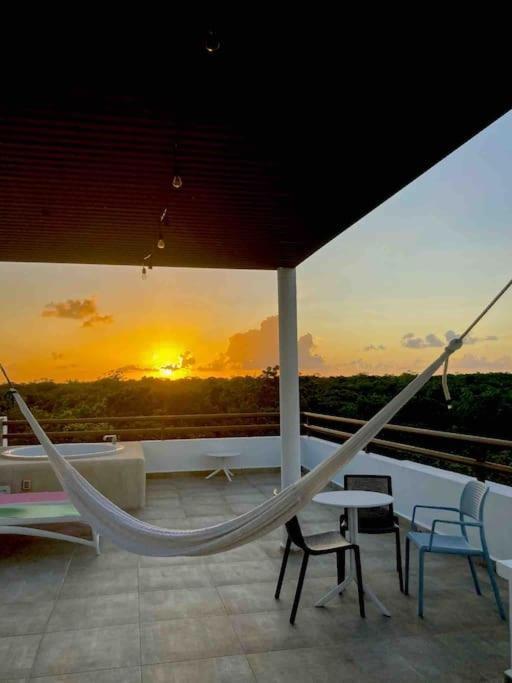 Aku-Chic Newly Furbished Condo Jungle Pool Xetna Exterior photo